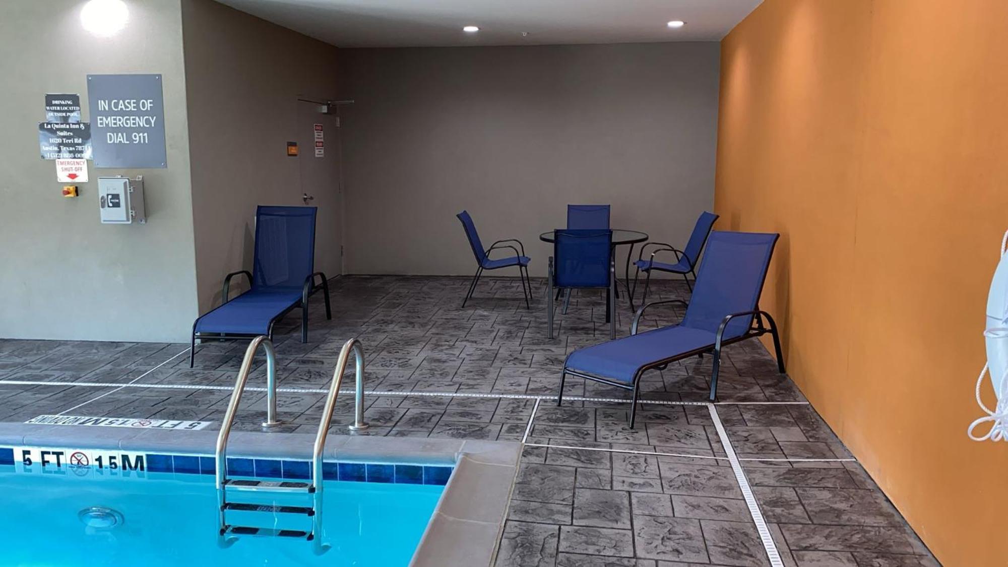 La Quinta Inn & Suites By Wyndham Austin South מראה חיצוני תמונה
